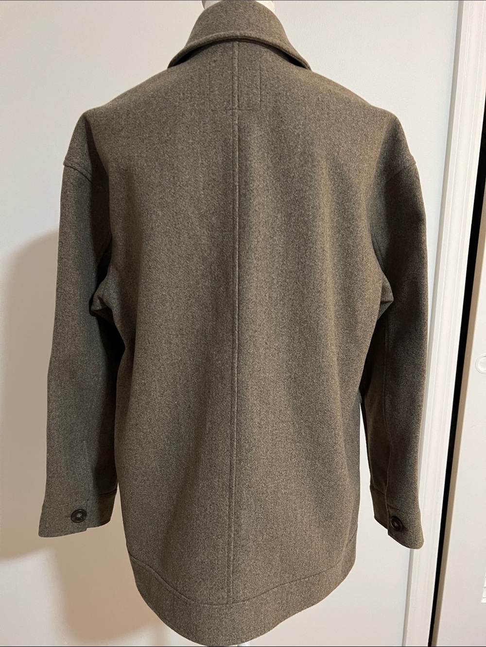 Shacket - Picture 5 of 9